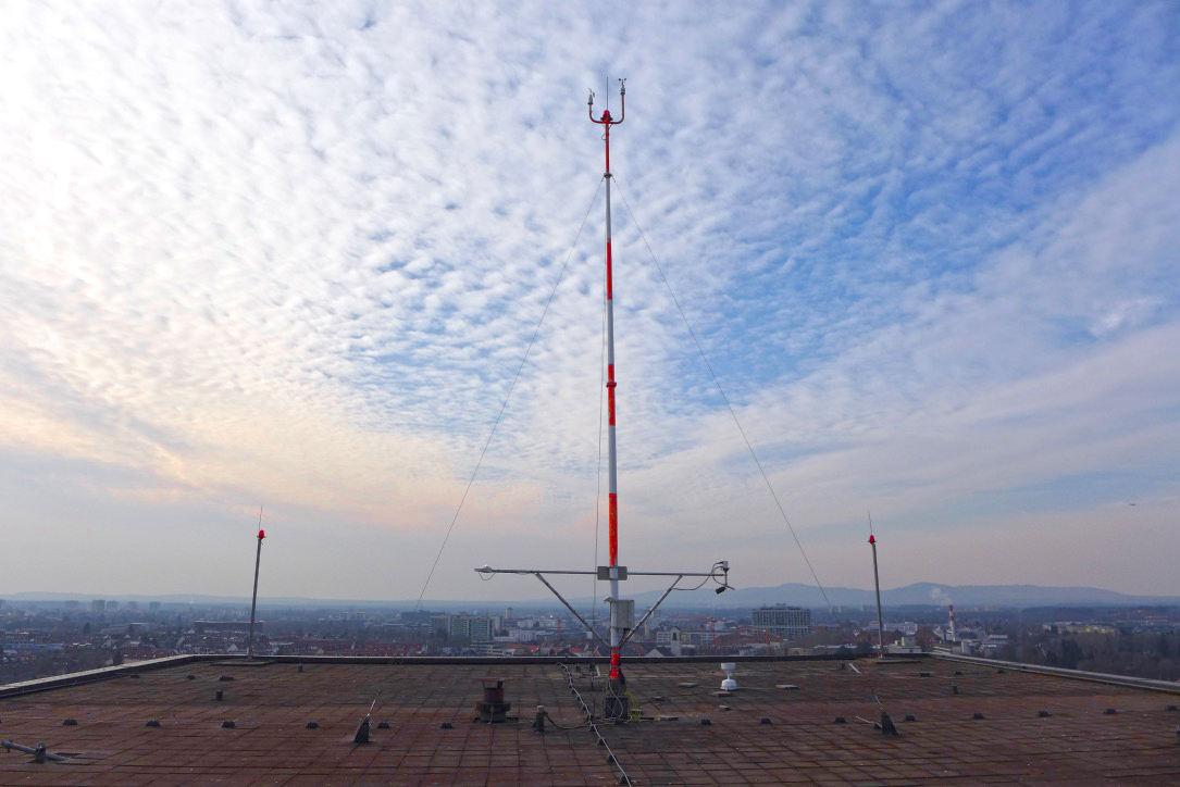 Wetterstation Chemie-Hochhaus, Albertstrasse 21, Freiburg